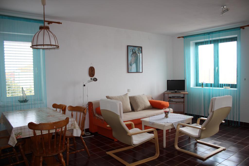 Apartments Baka Jelka Mandre Dış mekan fotoğraf