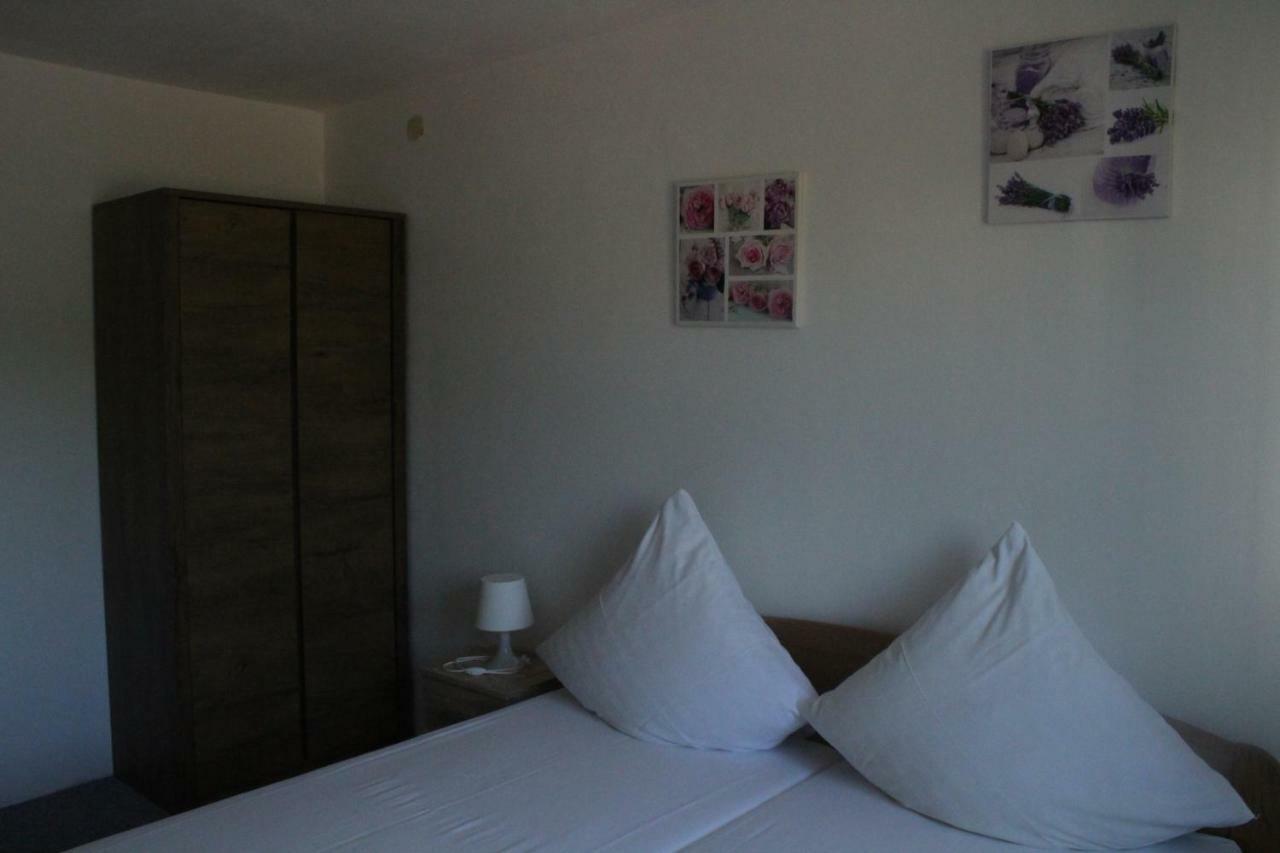 Apartments Baka Jelka Mandre Dış mekan fotoğraf